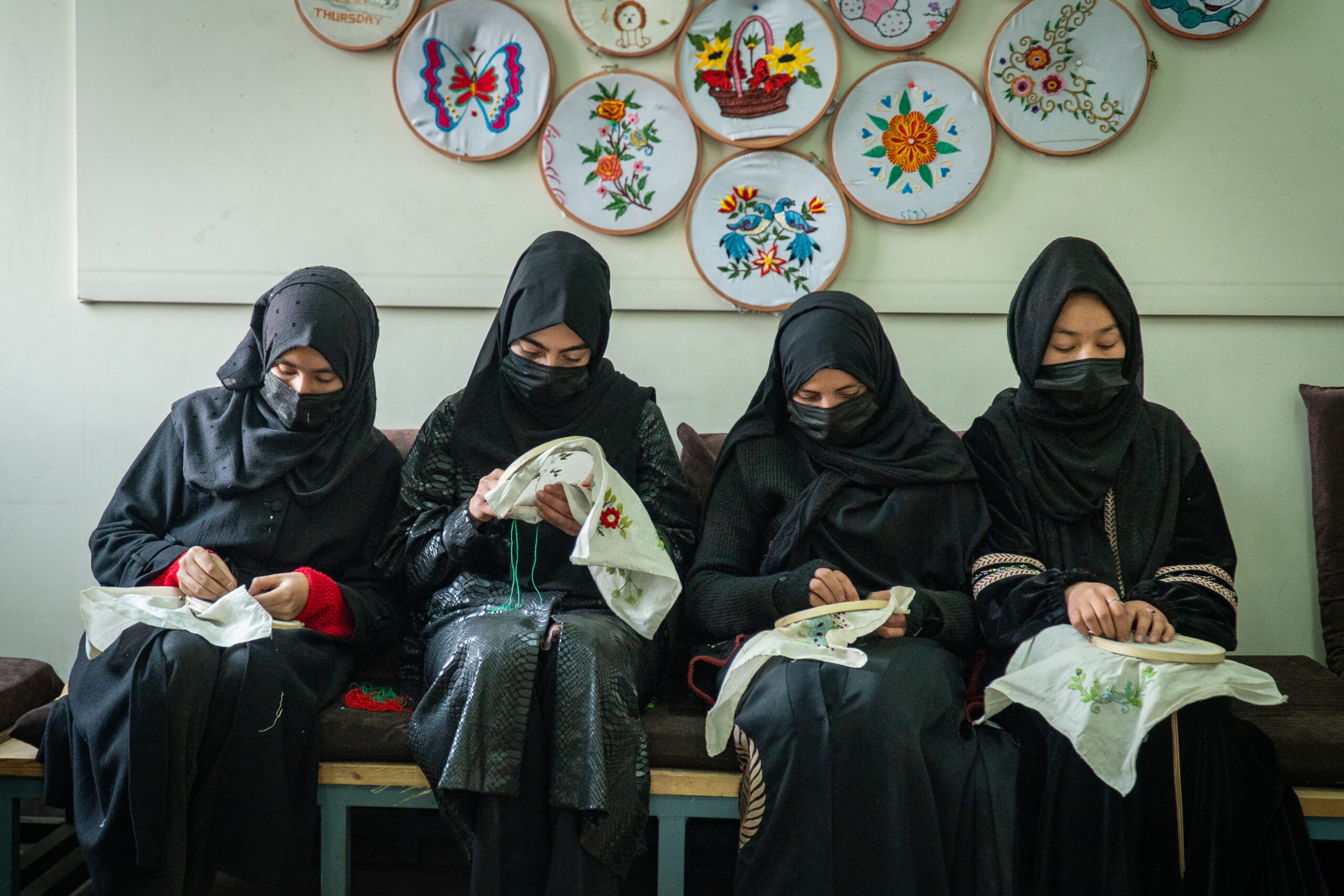 Embroidery (2)_compressed