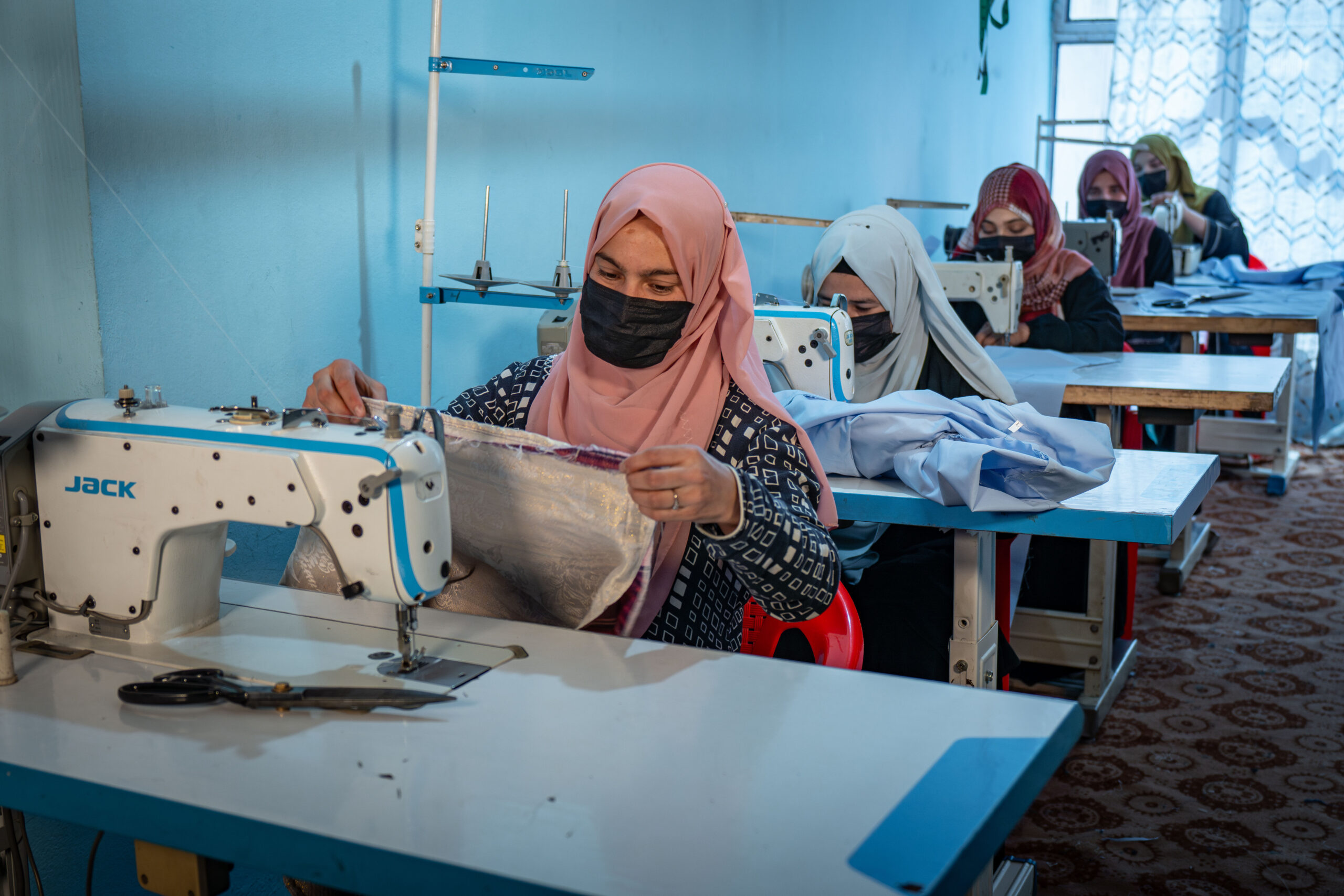 Post Graduation – Tailoring (2)_compressed