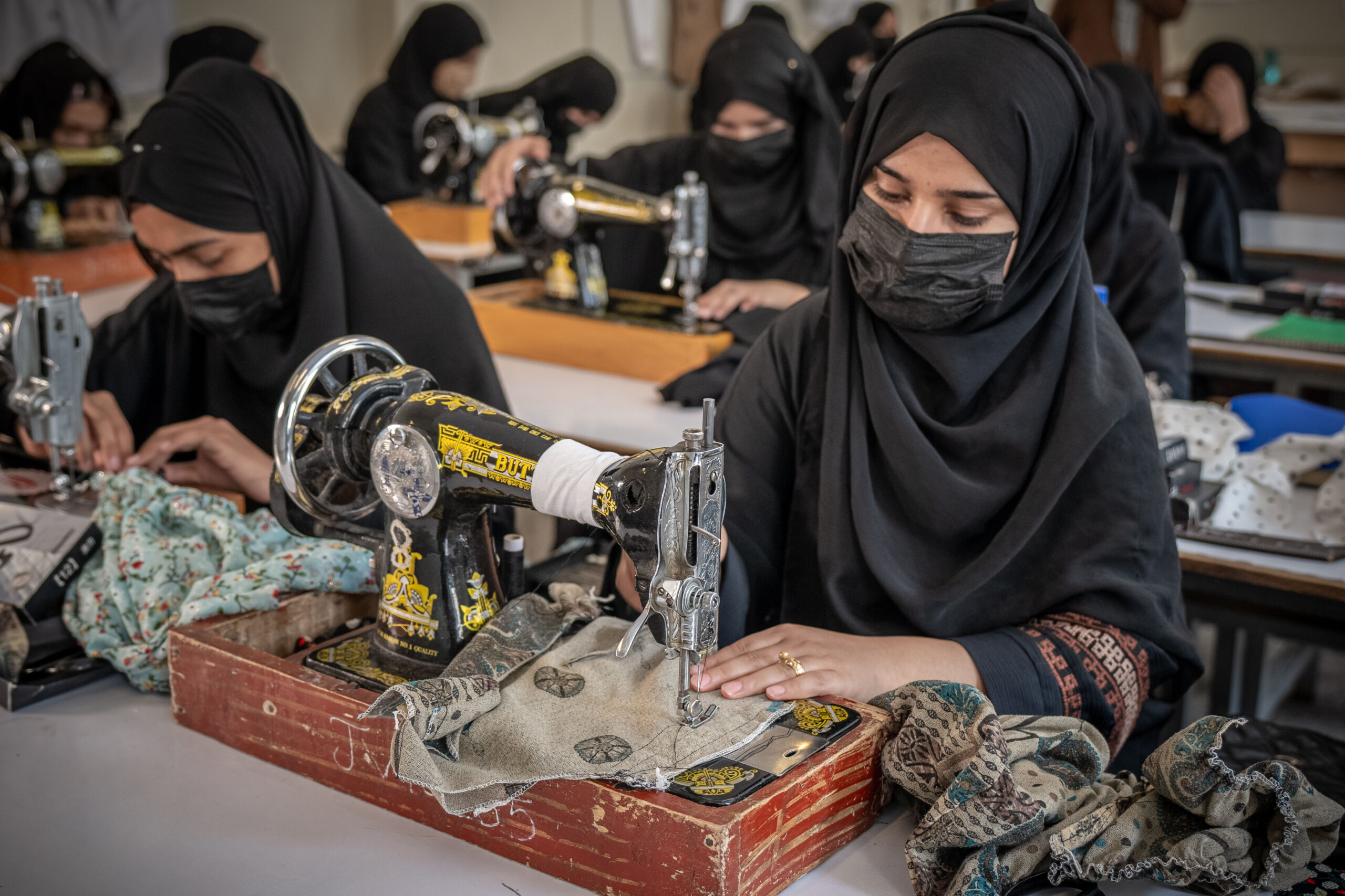 Tailoring (5)_compressed